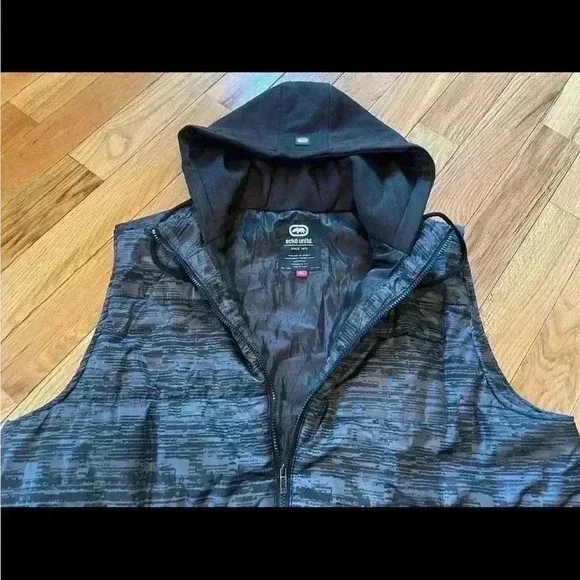 Ecko Unltd Hoodie Puffer Vest Mens Size XXL Zip Closure Pocket Gray Camo Print - Picture 9 of 16